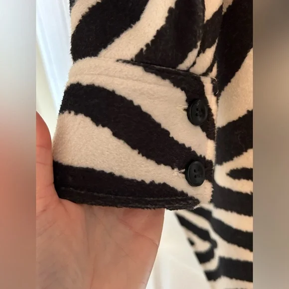 H&M Shacket - Picture 7 of 9